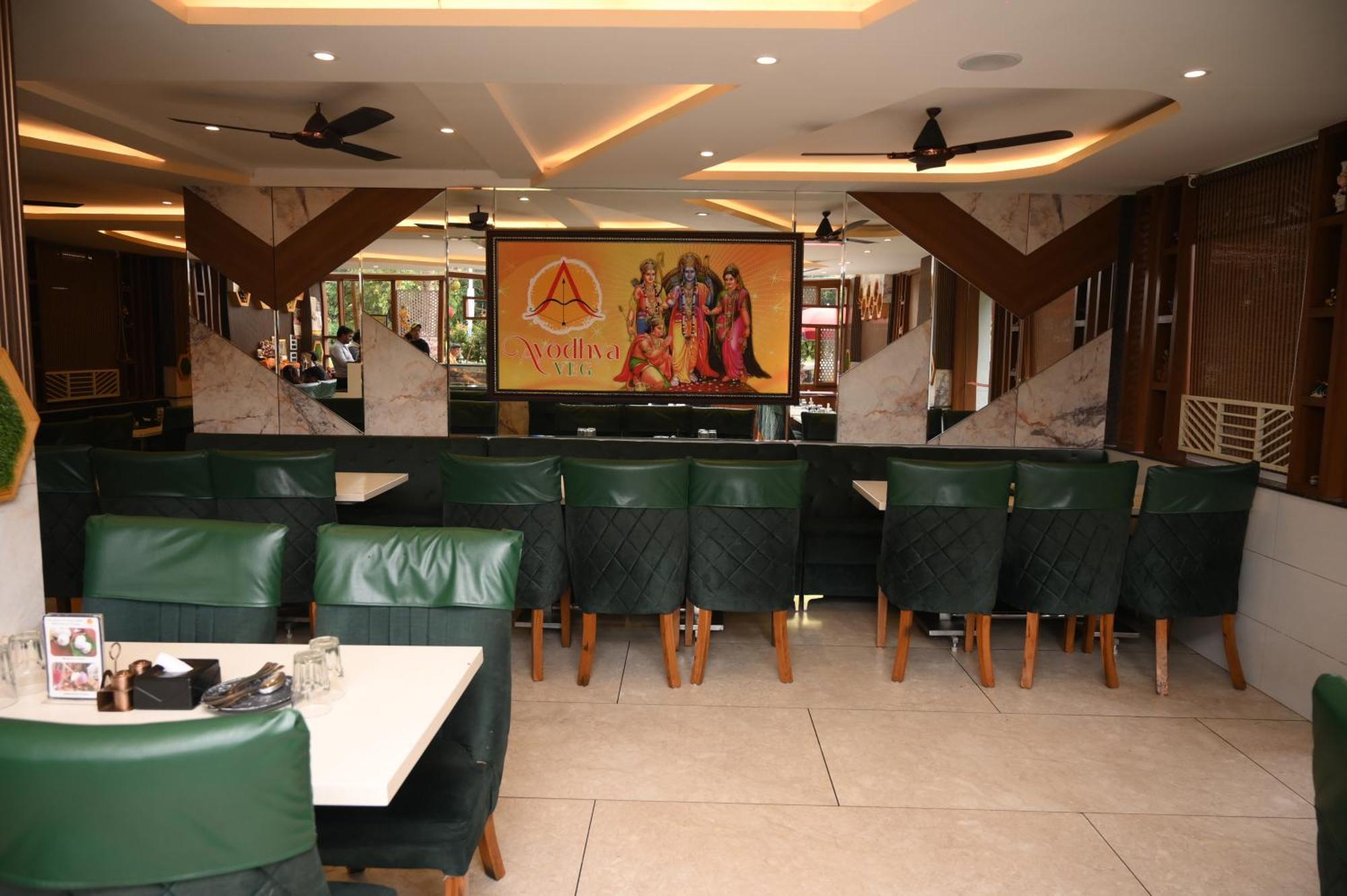 Lemon Wood Suites Pune Eksteriør bilde