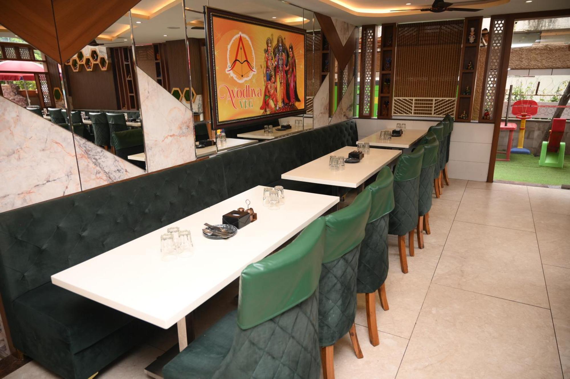 Lemon Wood Suites Pune Eksteriør bilde
