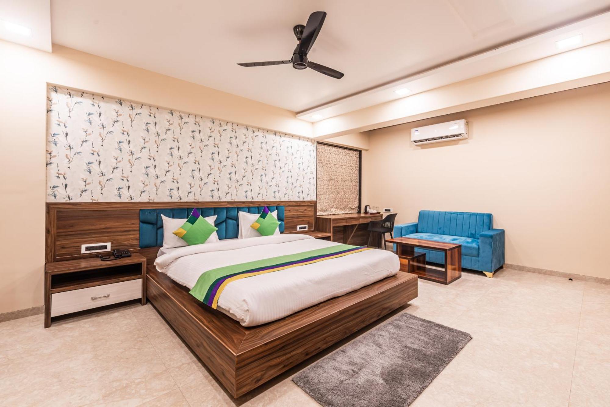 Lemon Wood Suites Pune Eksteriør bilde