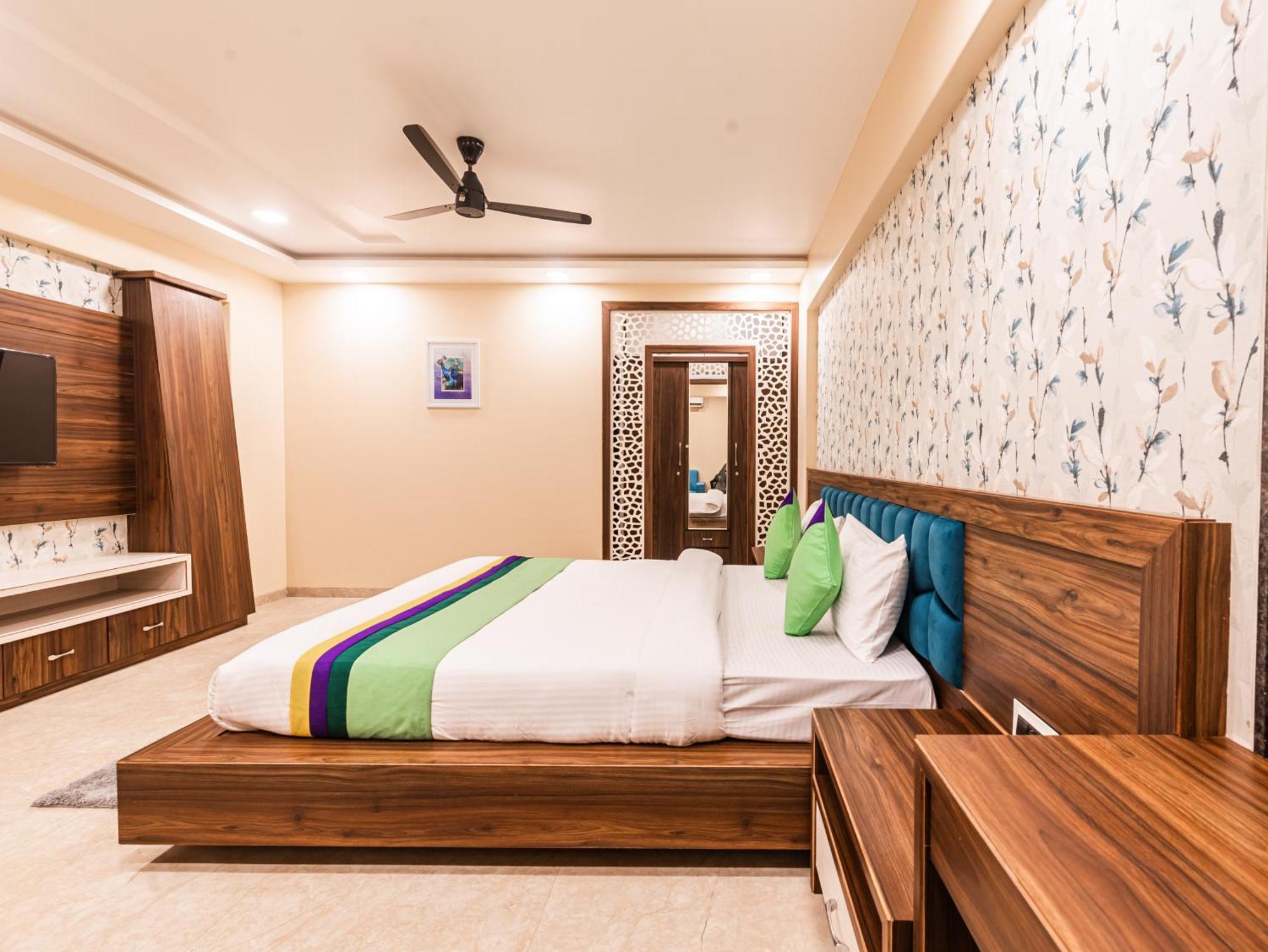 Lemon Wood Suites Pune Eksteriør bilde