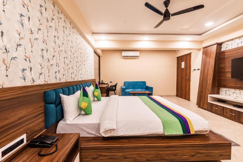 Lemon Wood Suites Pune Eksteriør bilde